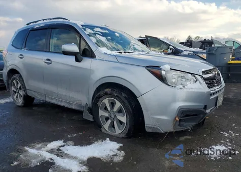 2018 Subaru Forester 2.5I Premium z USA, uszkodzony, nr VIN JF2SJAGC1JH421595